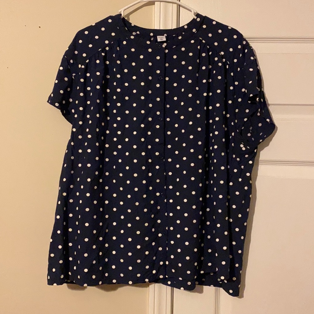 Old Navy button shirt